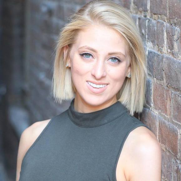 Meet your Posher, Caitlin - Picture 1 of 1